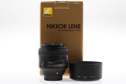 Nikon 1 8 g - mm,