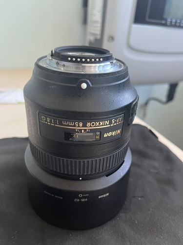 Nikon nikkor 85mm - nikkor, f/1.8g