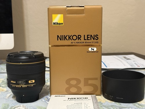 Nikon nikkor 85mm 1 - 85mm, f/1.4g